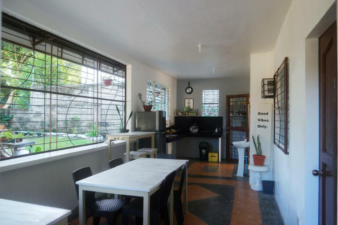 Ese House Hotel Dumaguete City Екстериор снимка